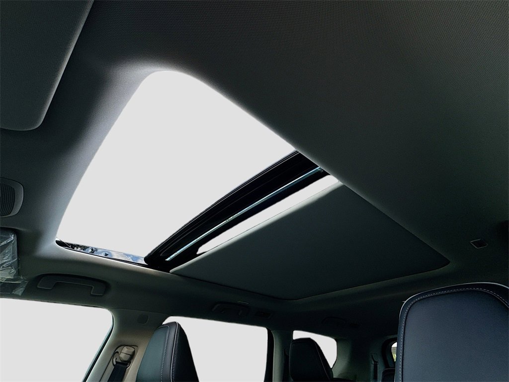 New 2026 INFINITI QX80 Luxe w/ Cargo Package image 23