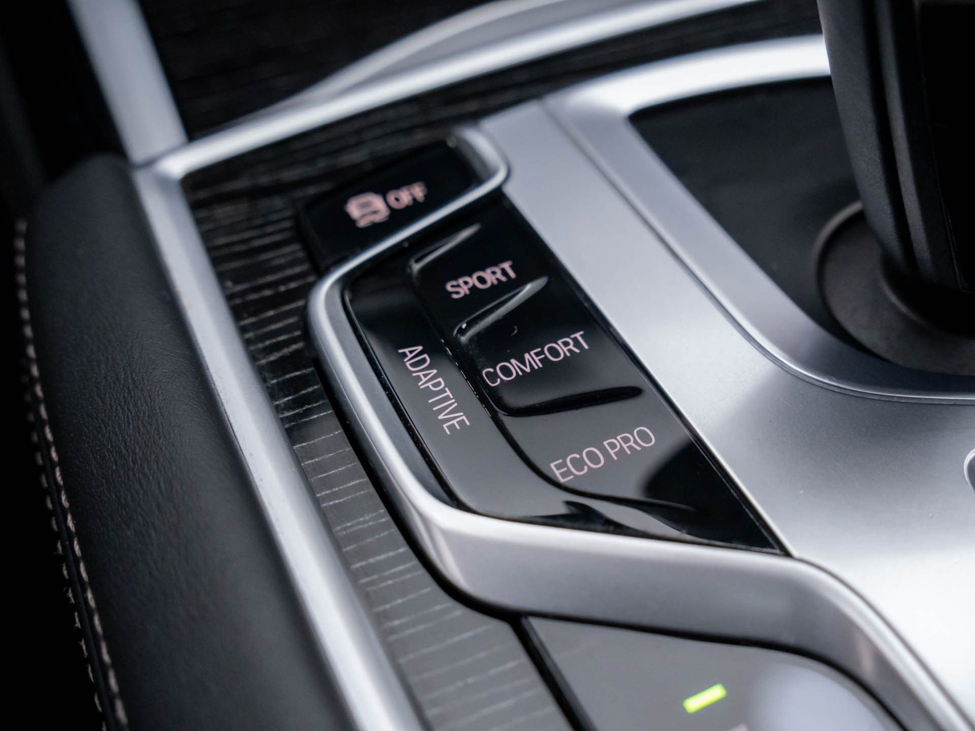 Used 2019 BMW 750i xDrive image 28