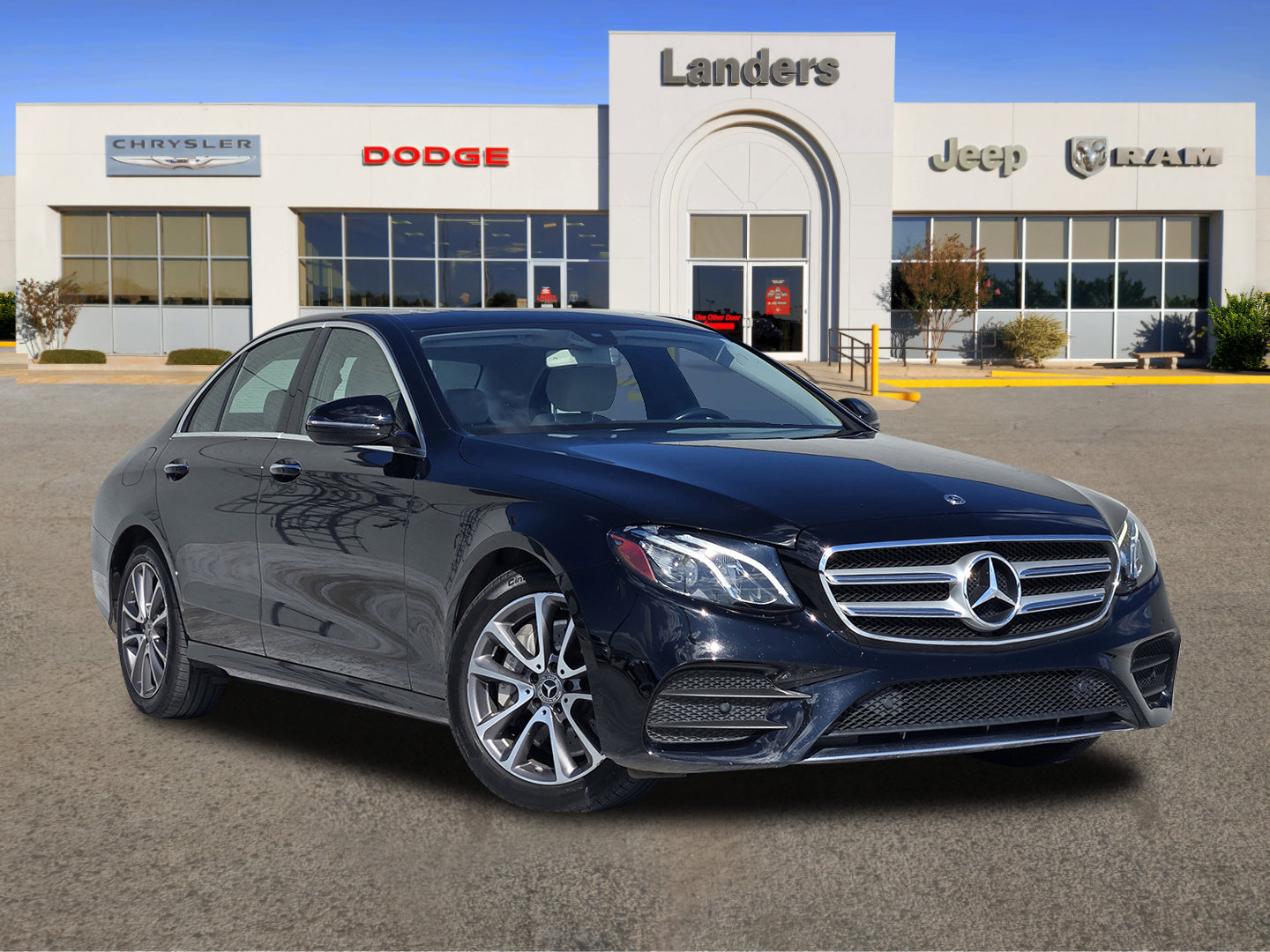 Used 2020 Mercedes-Benz E 450 4MATIC Sedan image 36