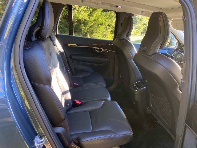 Used 2019 Volvo XC90 T6 Momentum w/ Protection Package Premier AWD/4WD image 35