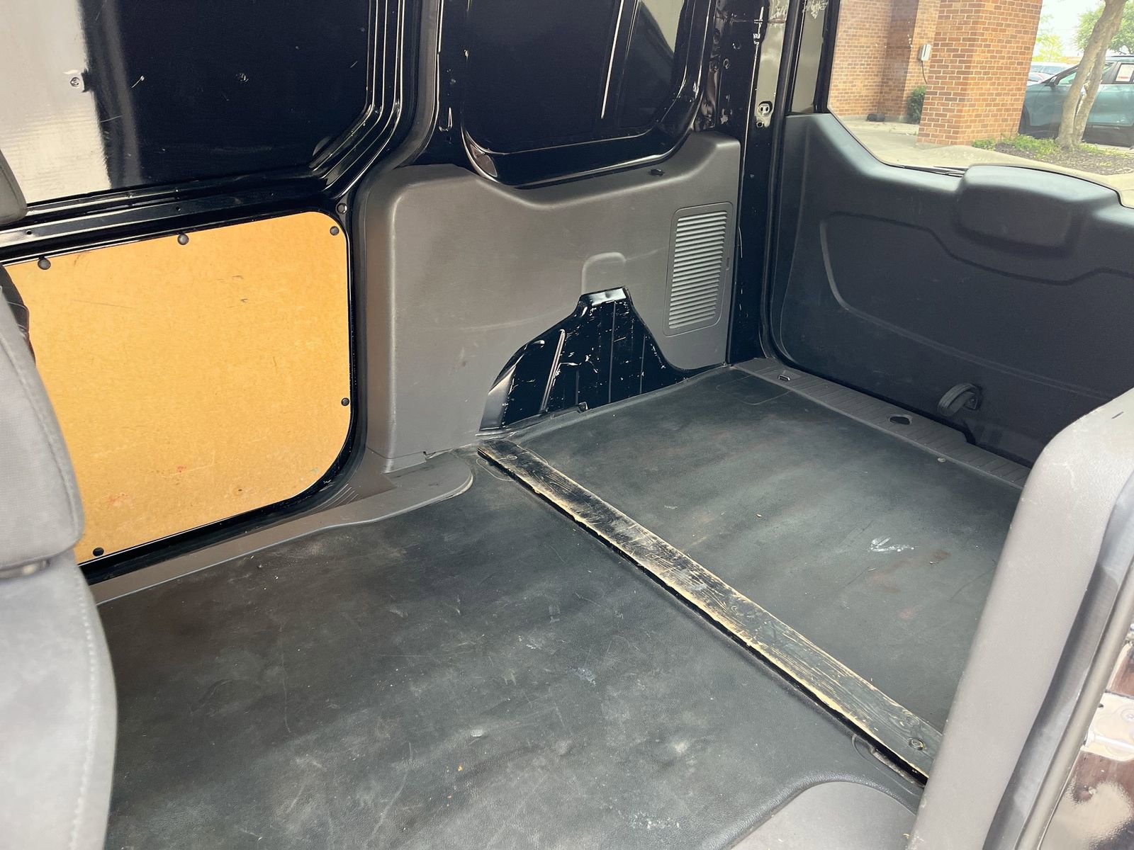 Used 2021 Ford Transit Connect XL FWD image 22