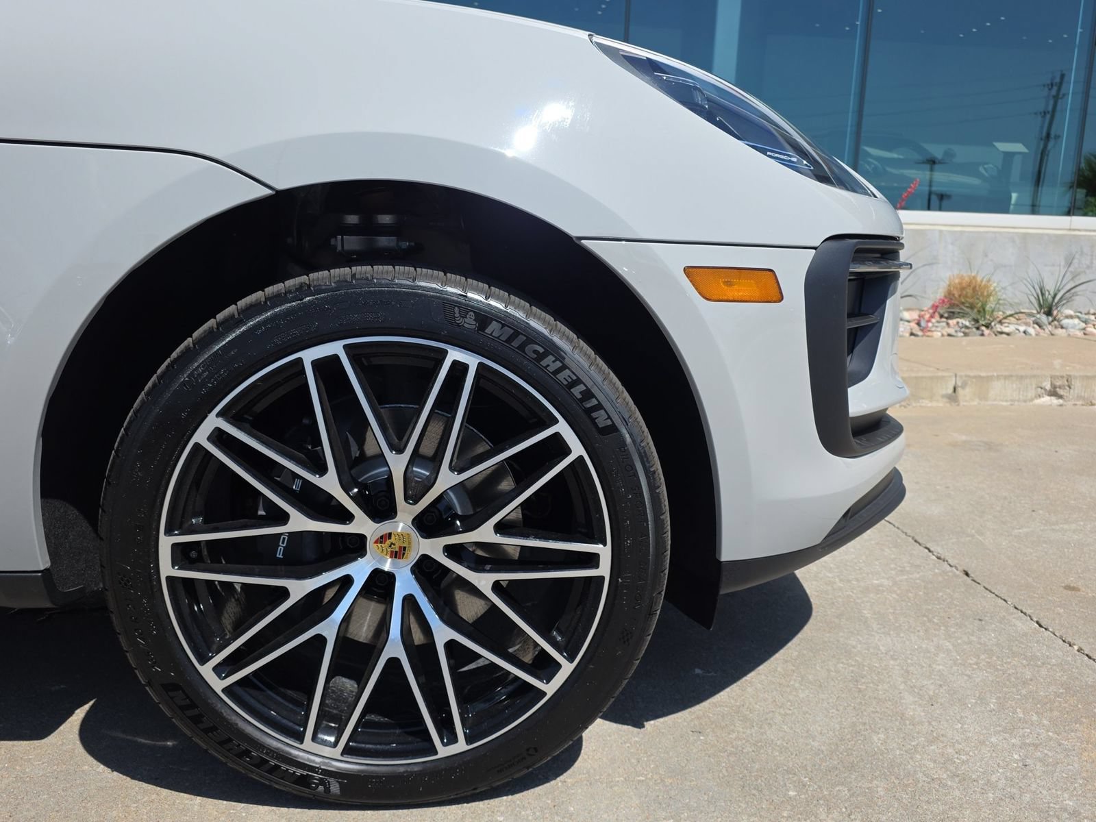 New 2026 Porsche Macan AWD/4WD image 11