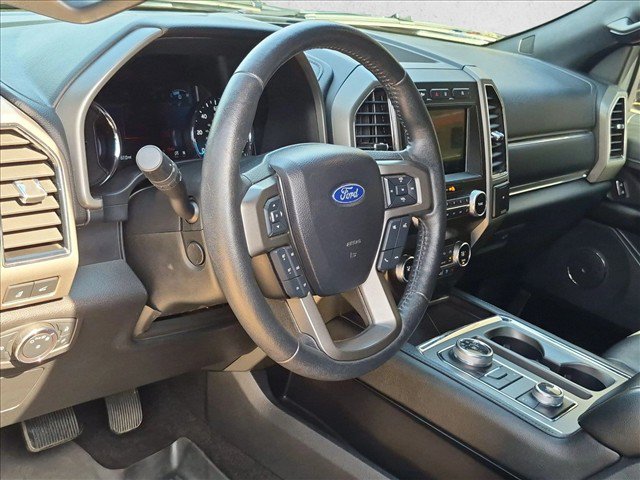 Used 2020 Ford Expedition XLT w/ Equipment Group 202A AWD/4WD image 10