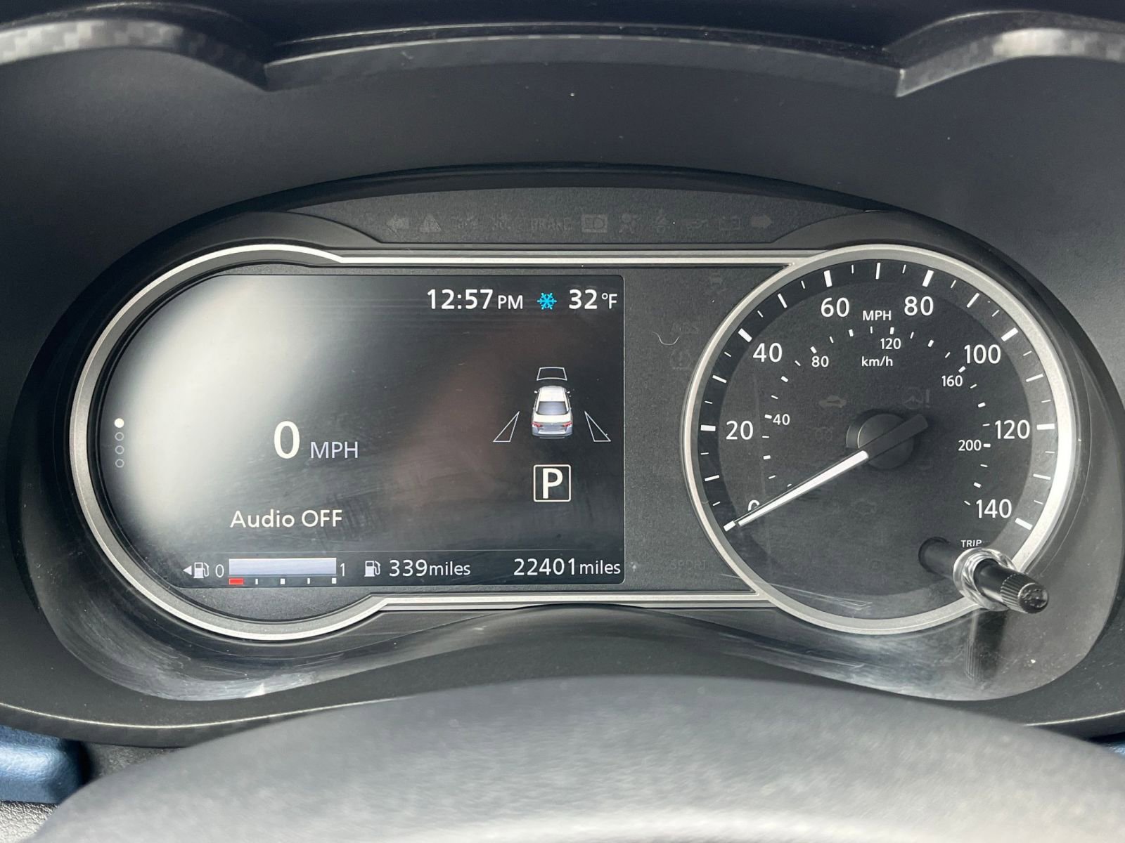Used 2025 Nissan Versa SV image 36