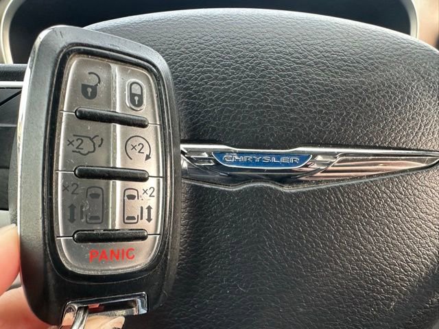 Certified 2017 Chrysler Pacifica Touring-L image 51