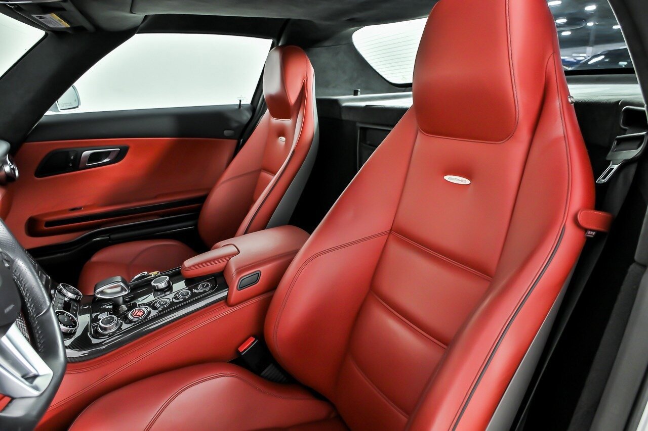 Used 2012 Mercedes-Benz SLS AMG Coupe image 22