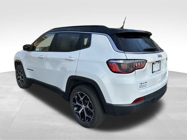 Used 2024 Jeep Compass Limited image 4