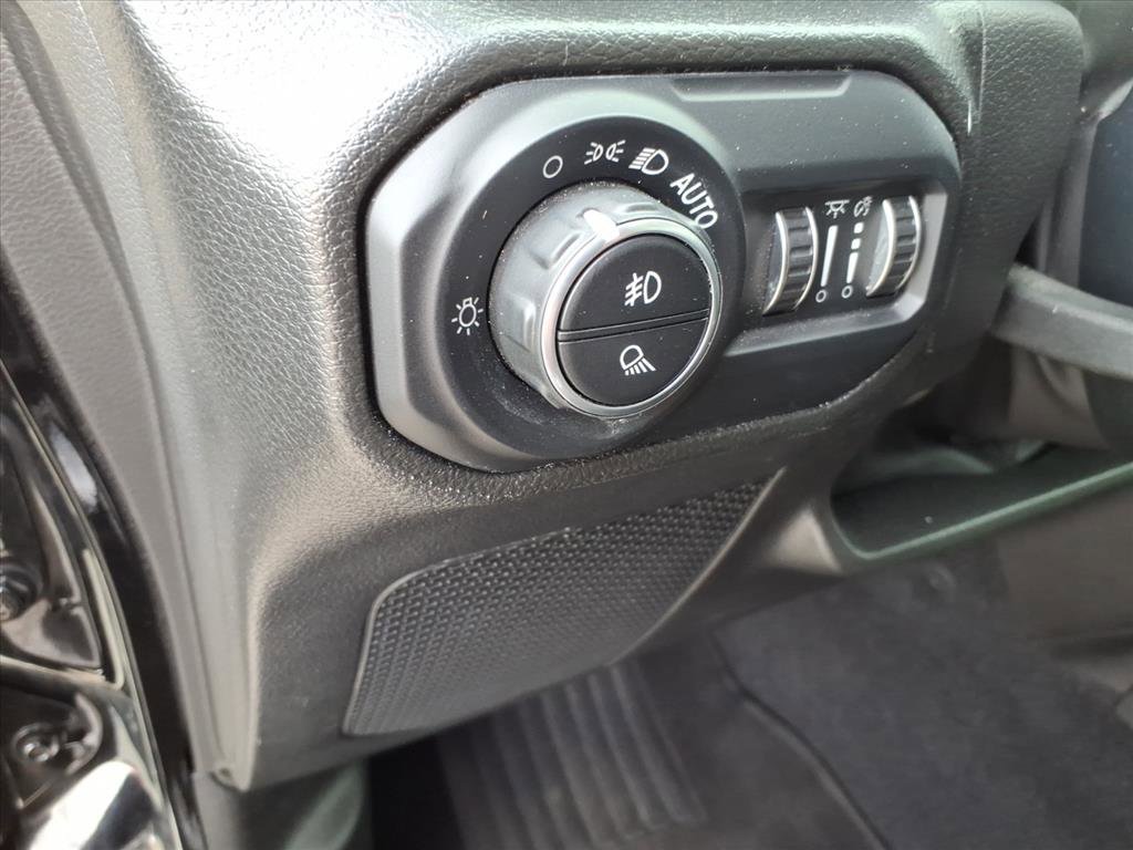 Used 2022 Jeep Gladiator Sport image 27