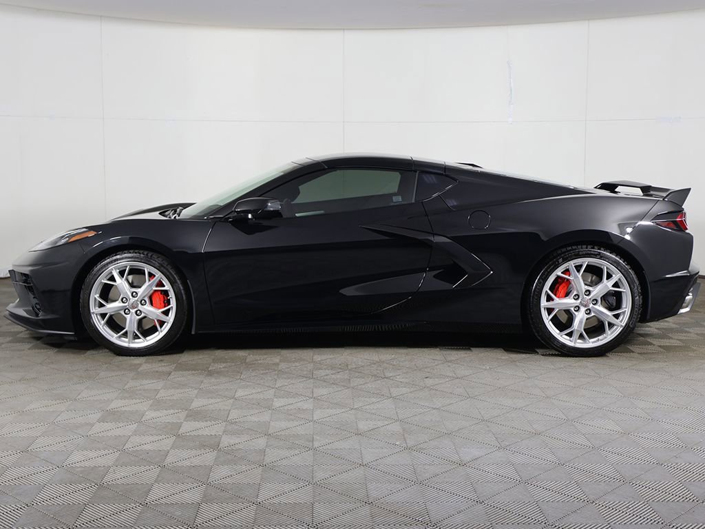 Used 2020 Chevrolet Corvette Stingray Premium Cpe w/ 3LT Preferred Equipment Group image 18
