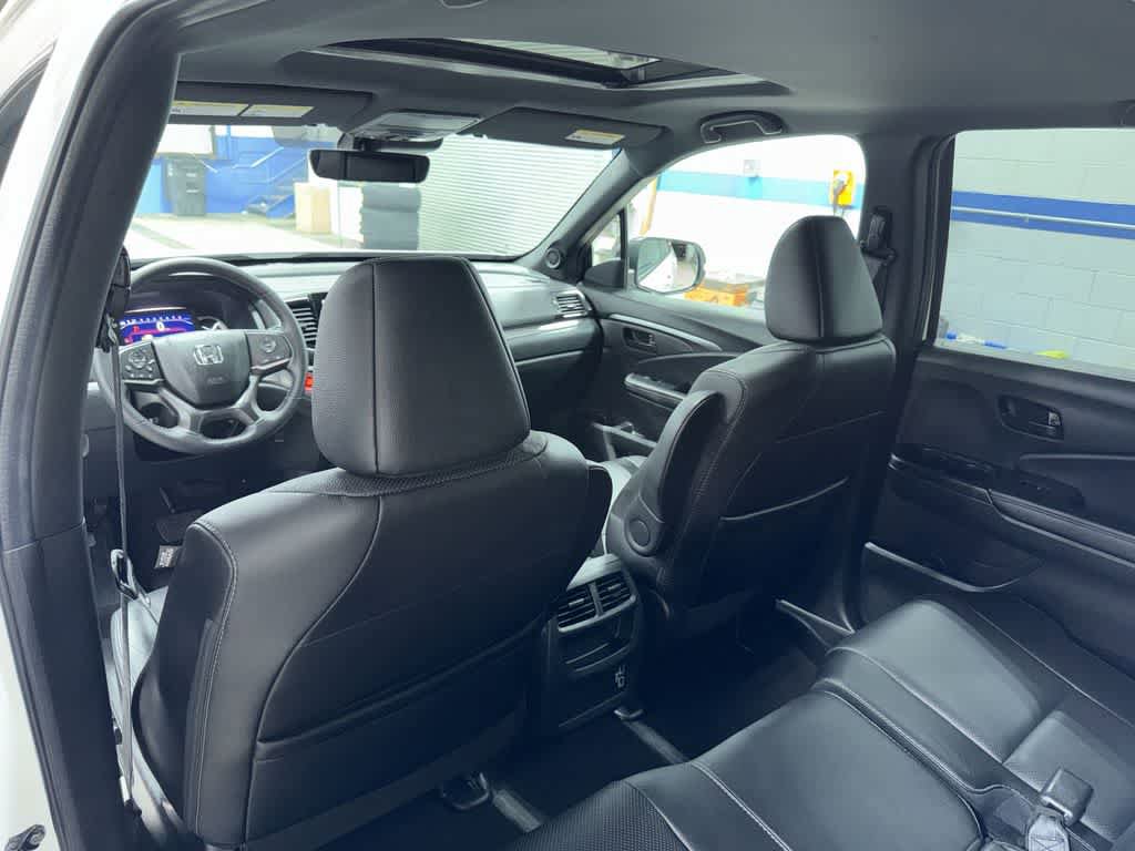 Used 2023 Honda Passport EX-L image 27