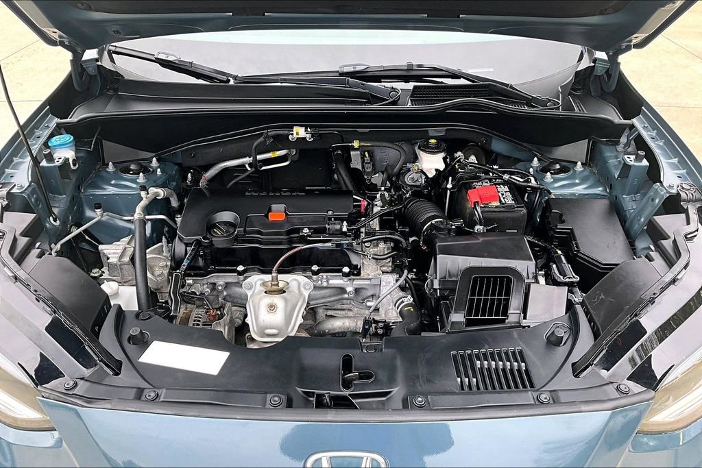 Used 2025 Honda HR-V Sport image 11
