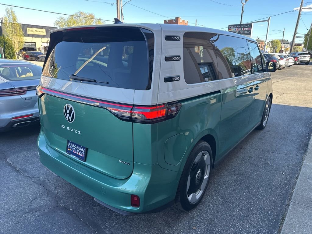 Used 2025 Volkswagen ID. Buzz Pro S Plus AWD/4WD image 7