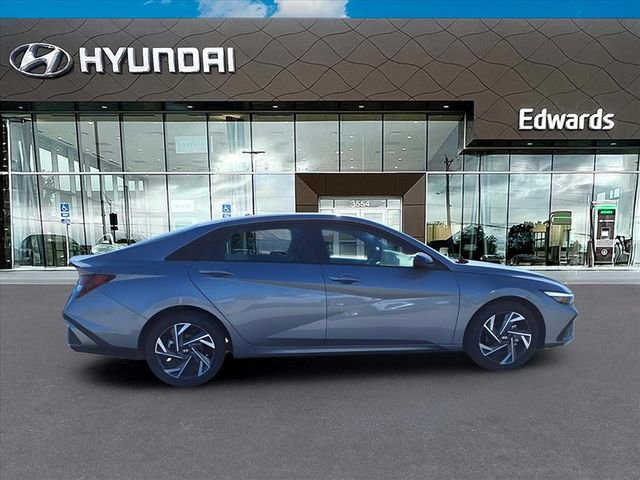 New 2025 Hyundai Elantra Sport image 8