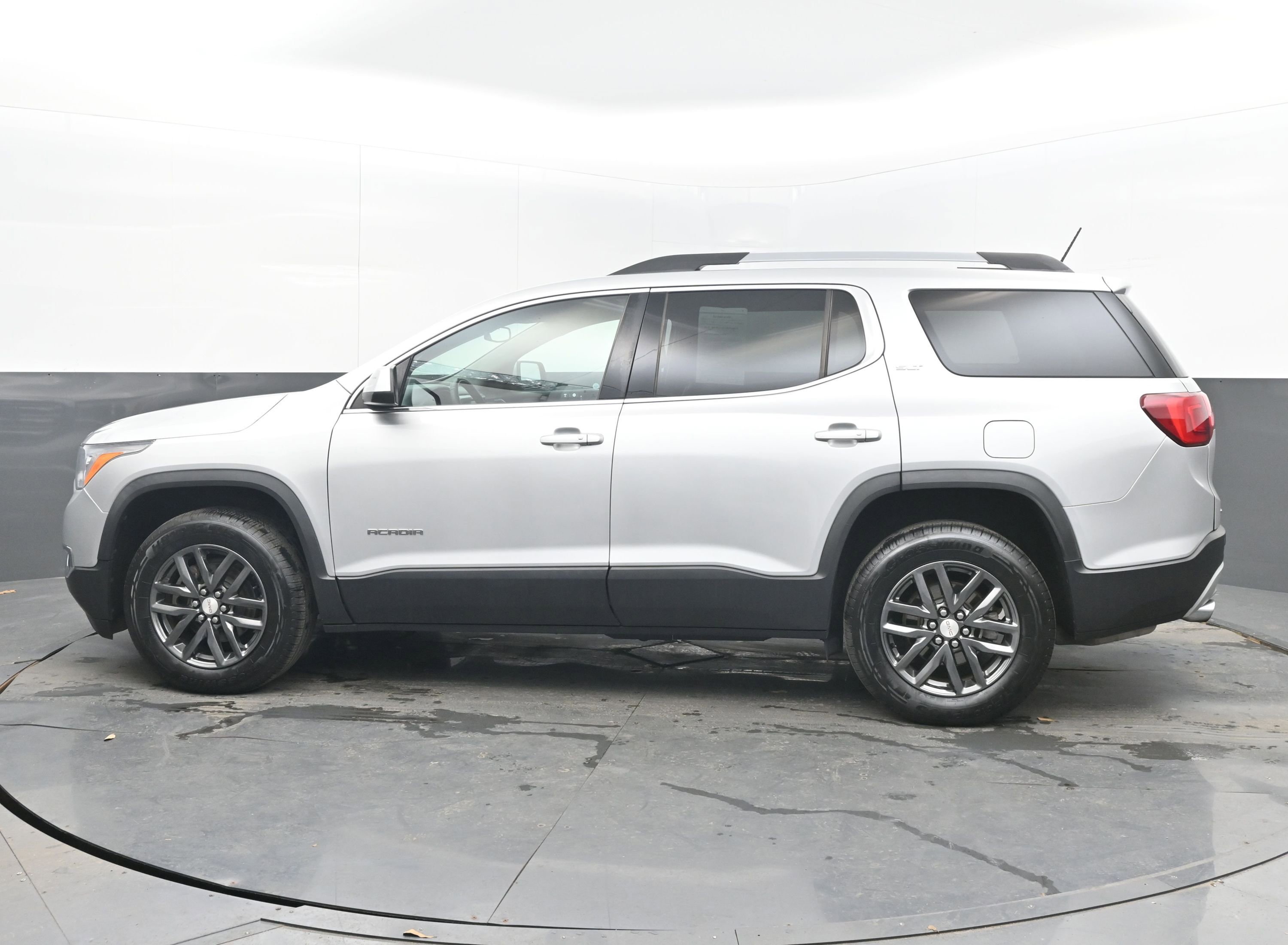 Used 2019 GMC Acadia SLT image 5