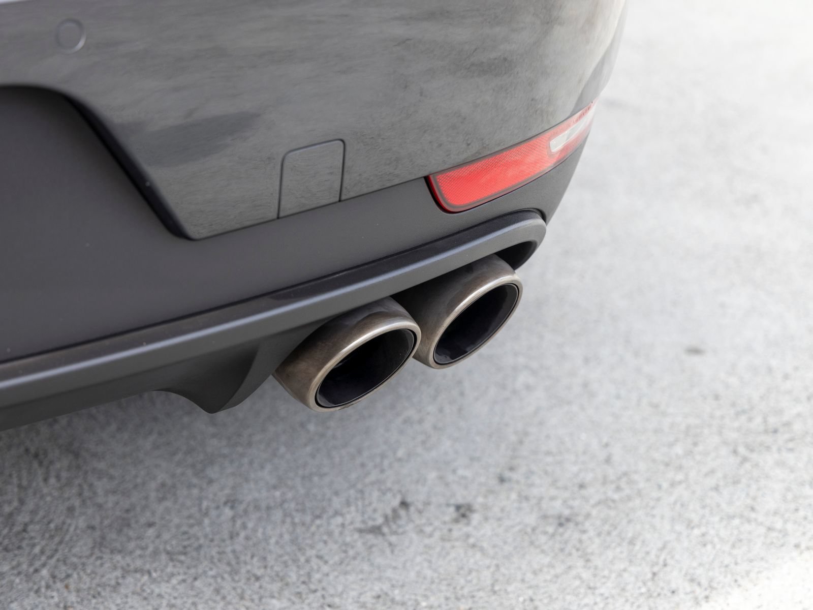 Certified 2021 Porsche Macan S AWD/4WD image 22
