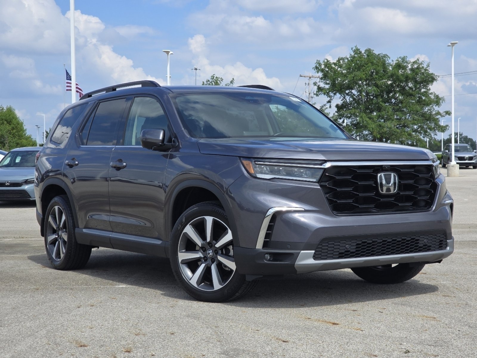 Used 2023 Honda Pilot Elite image 2