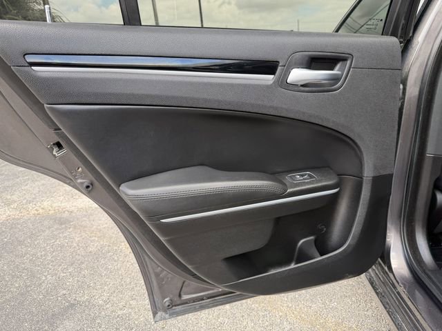 Used 2023 Chrysler 300 Touring RWD image 16