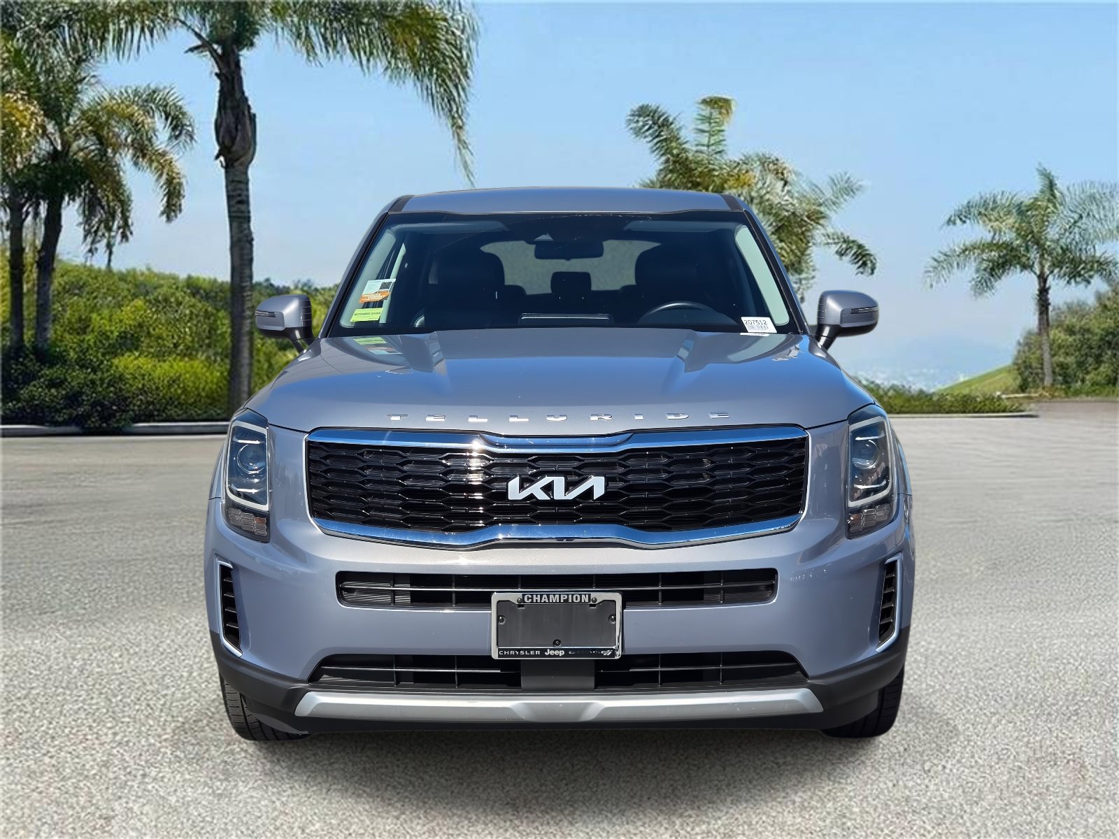 Used 2022 Kia Telluride LX image 3