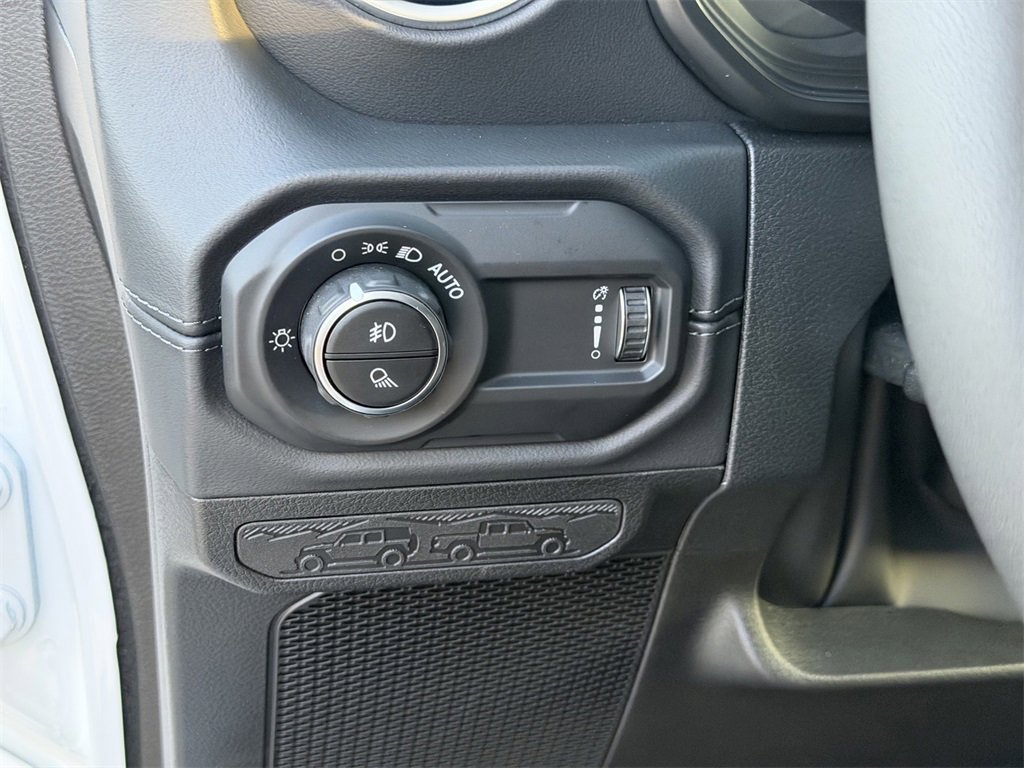 New 2026 Jeep Gladiator Sport image 16