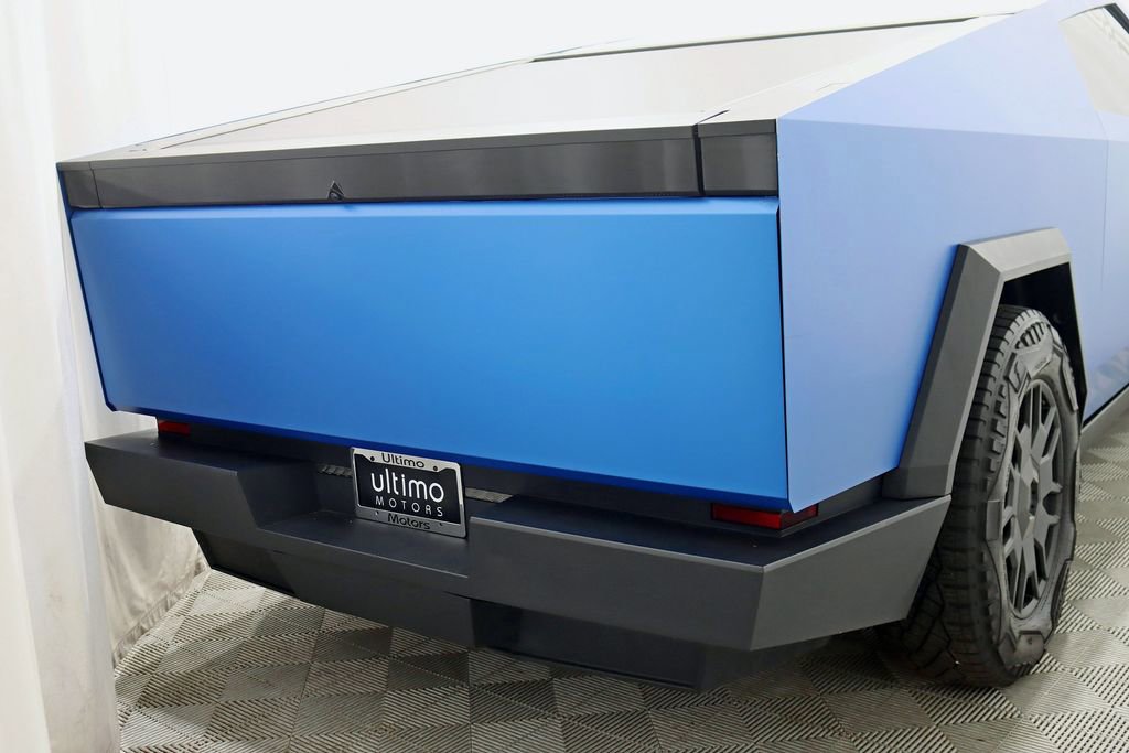 Used 2024 Tesla Cybertruck Cyberbeast AWD/4WD image 12