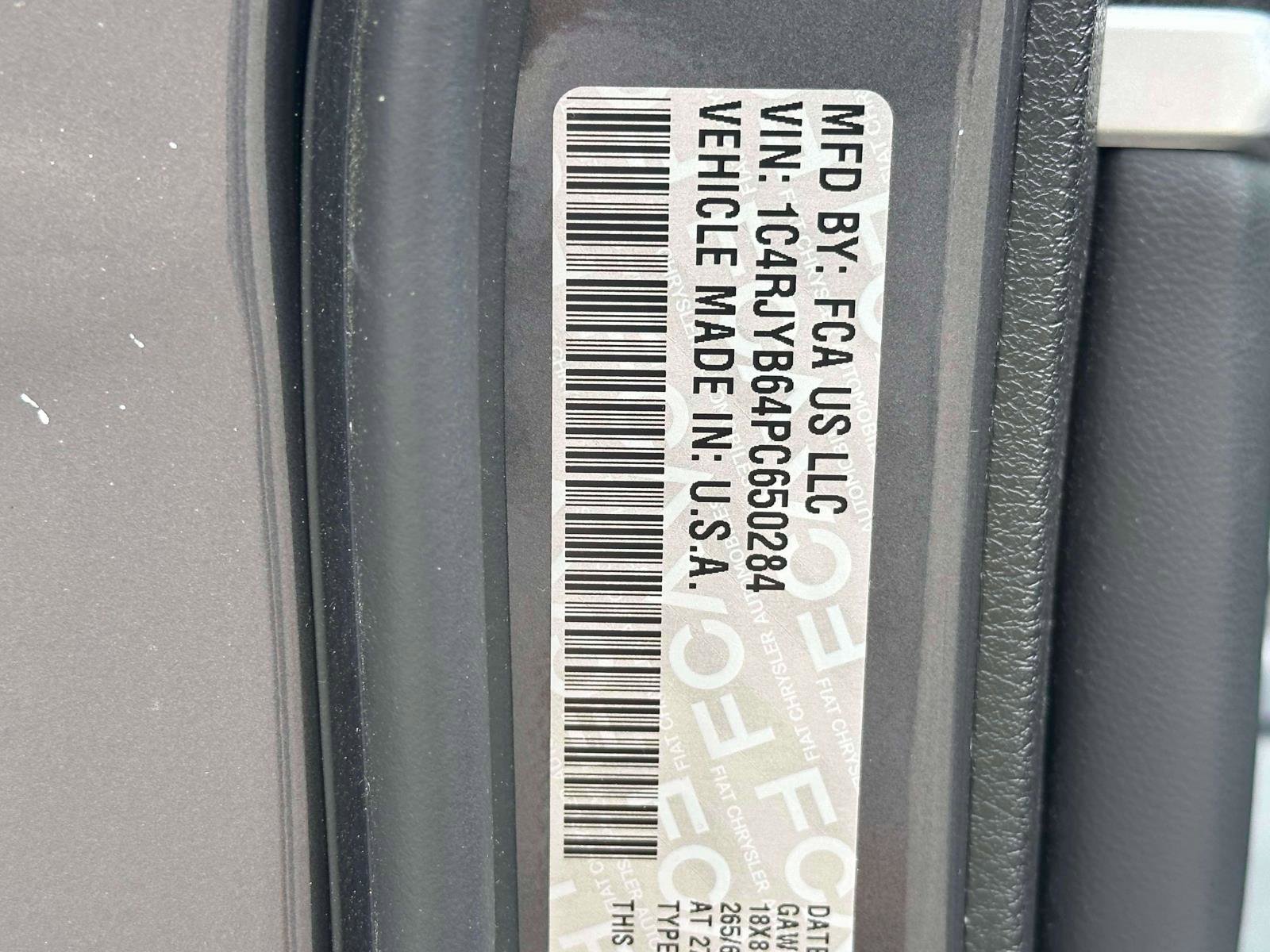 Used 2023 Jeep Grand Cherokee 4WD 4xe image 18