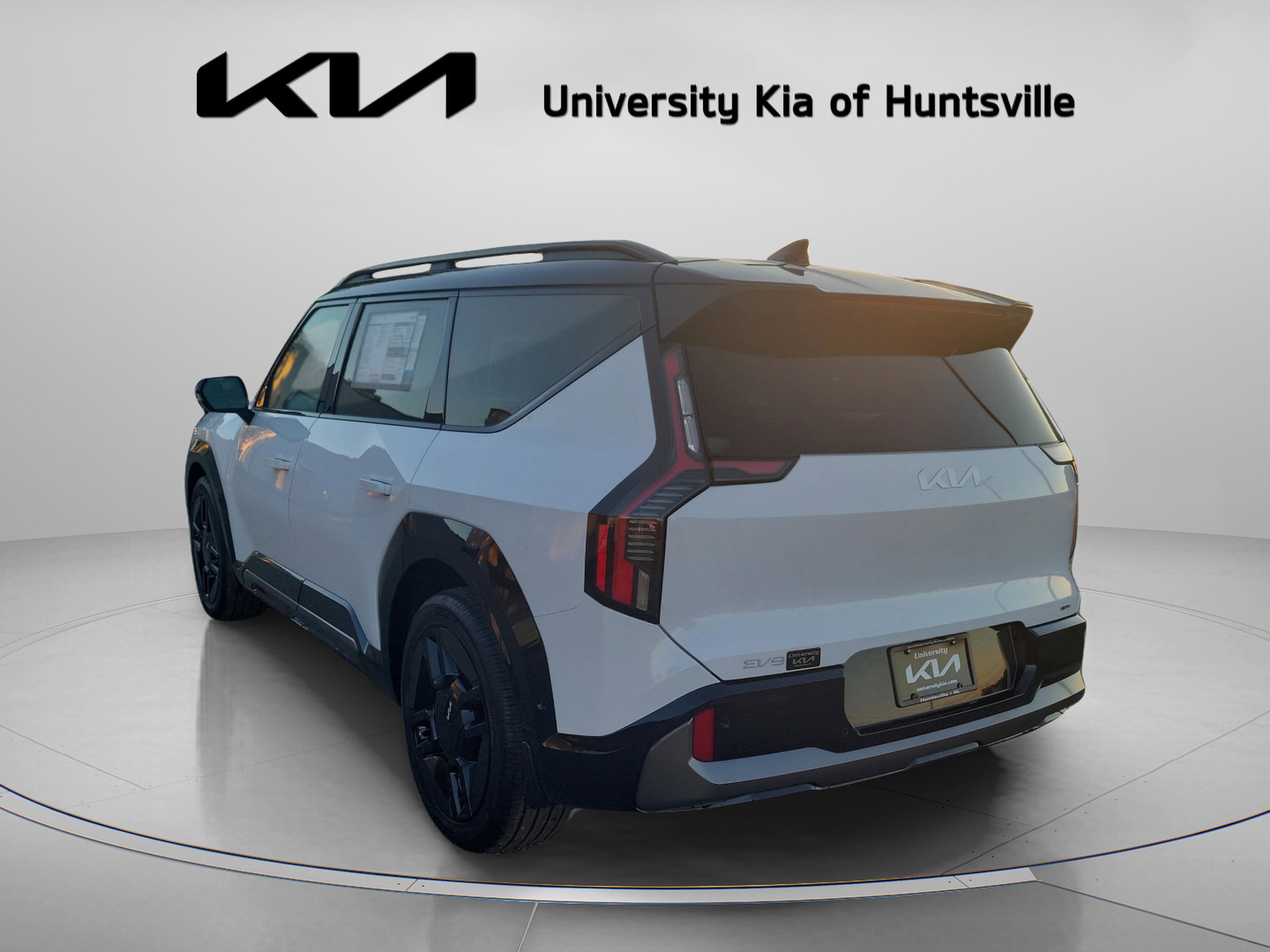 New 2026 Kia EV9 GT-Line image 5