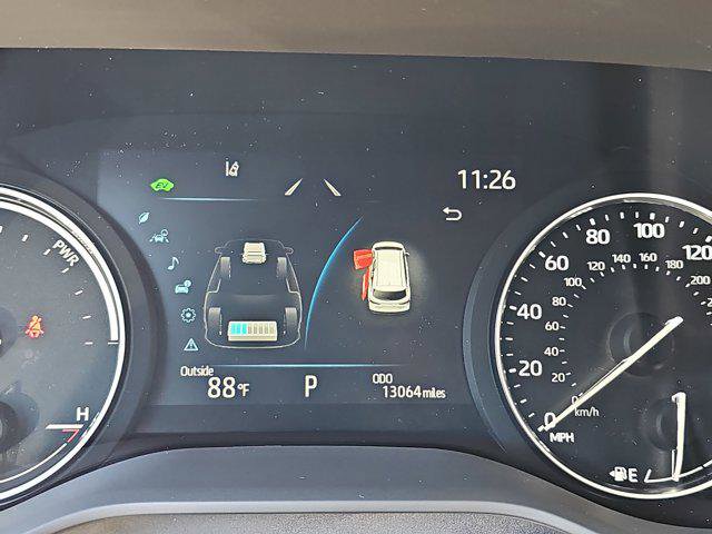 Used 2024 Toyota Sienna Platinum image 20