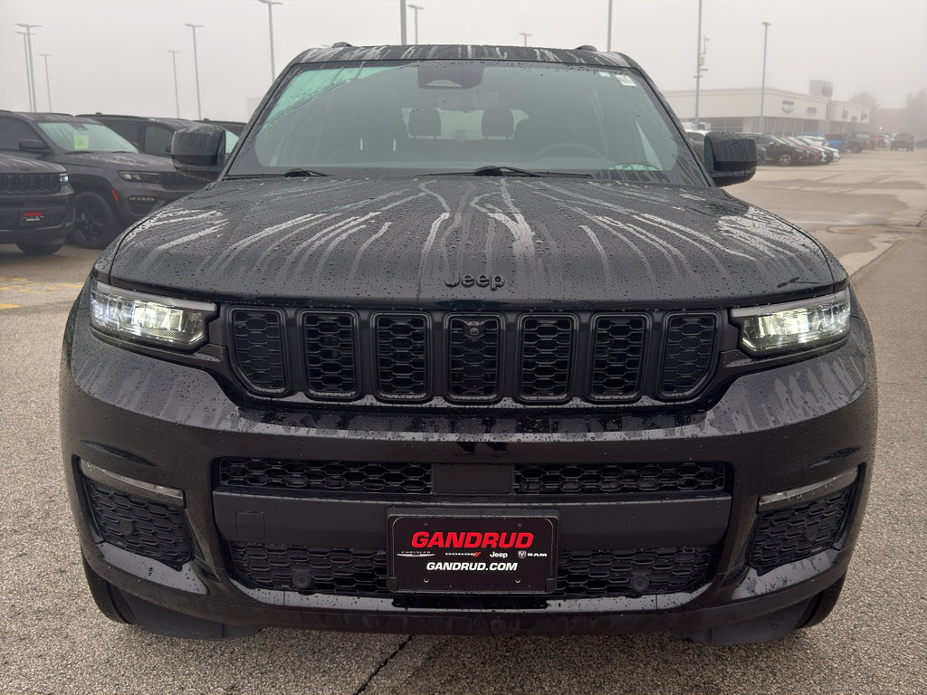 Used 2024 Jeep Grand Cherokee L Limited w/ Luxury Tech Group II AWD/4WD image 3