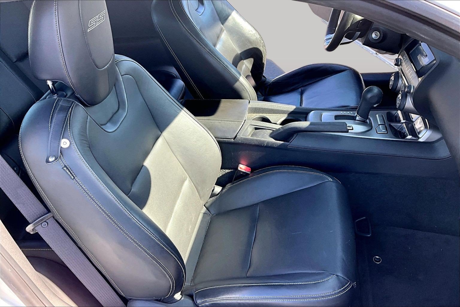 Used 2010 Chevrolet Camaro SS w/ RS Package RWD image 7