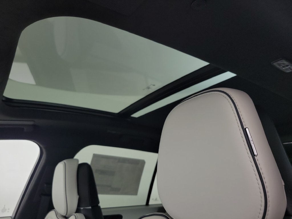 New 2026 Lincoln Aviator Black Label w/ Black Label Special Edition AWD/4WD image 22