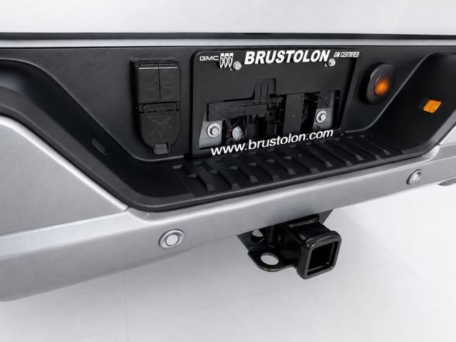 Used 2023 GMC Sierra 1500 Denali Ultimate AWD/4WD image 8
