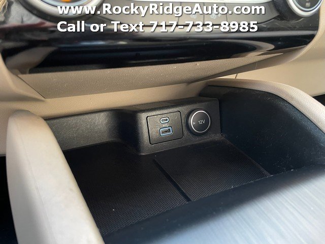 Used 2021 Ford Escape SE image 20