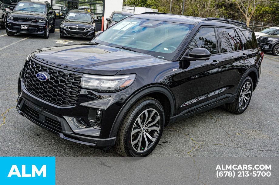 Used 2025 Ford Explorer ST-Line AWD/4WD image 14