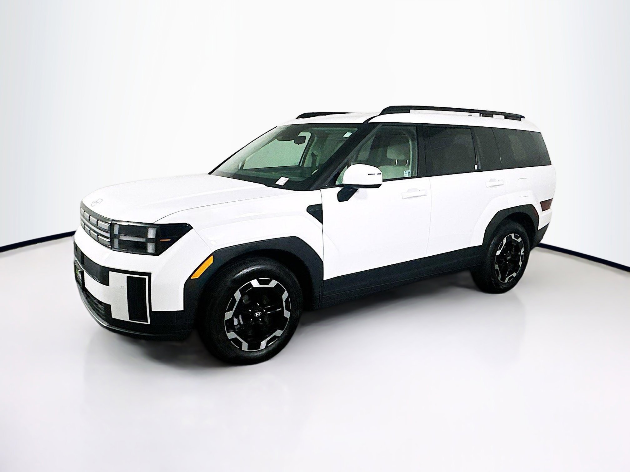 Used 2025 Hyundai Santa Fe SEL image 4