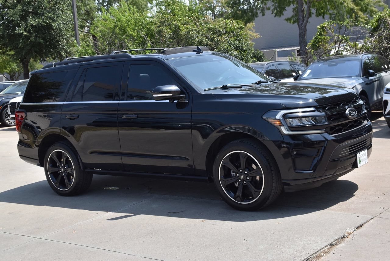 Used 2023 Ford Expedition Limited RWD image 5