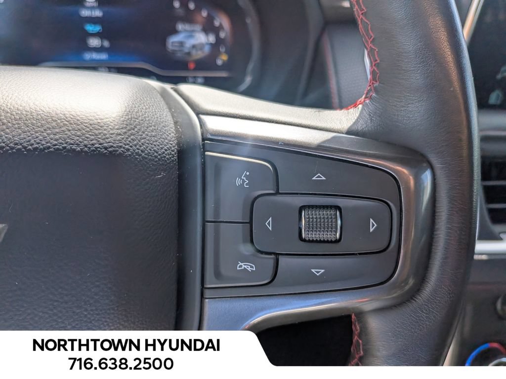 Used 2022 Chevrolet Tahoe RST w/ Luxury Package AWD/4WD image 22