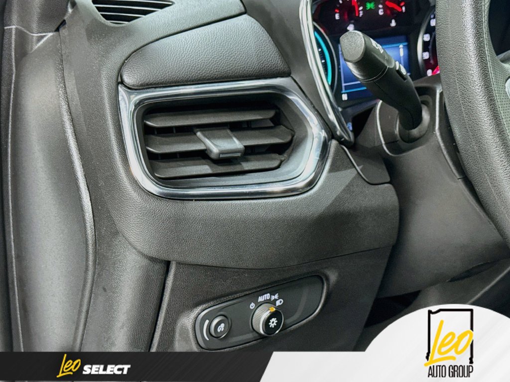 Used 2023 Chevrolet Equinox LT FWD image 12