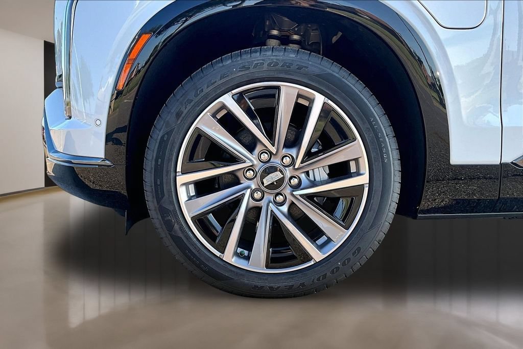 New 2027 Cadillac Vistiq Sport w/ LPO, Floor Liner Package AWD/4WD image 12