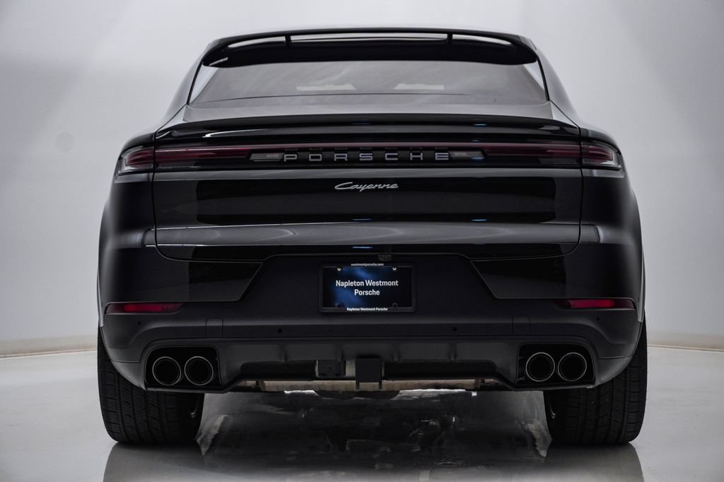 Certified 2026 Porsche Cayenne Coupe AWD/4WD image 10