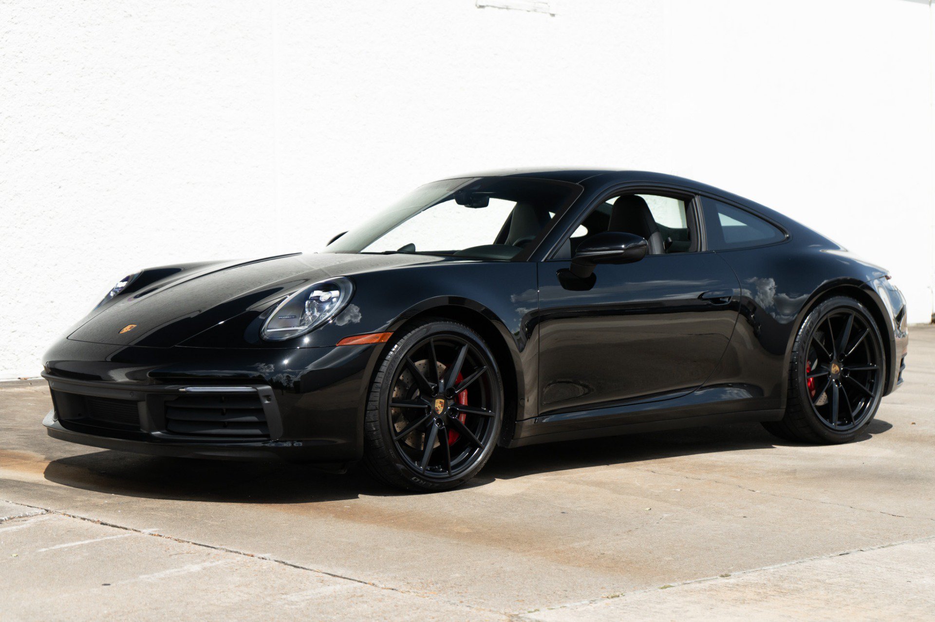 Used 2023 Porsche 911 Carrera S RWD image 2