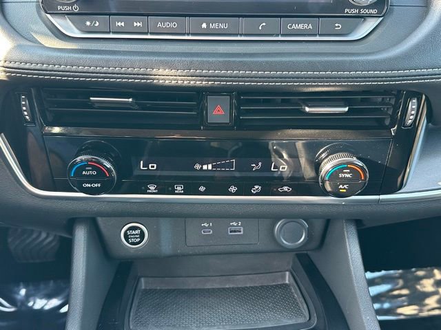 Used 2021 Nissan Rogue SV AWD/4WD image 34