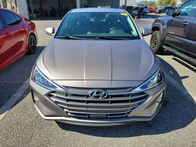 Used 2020 Hyundai Elantra Limited w/ Ultimate Package 03 FWD image 9