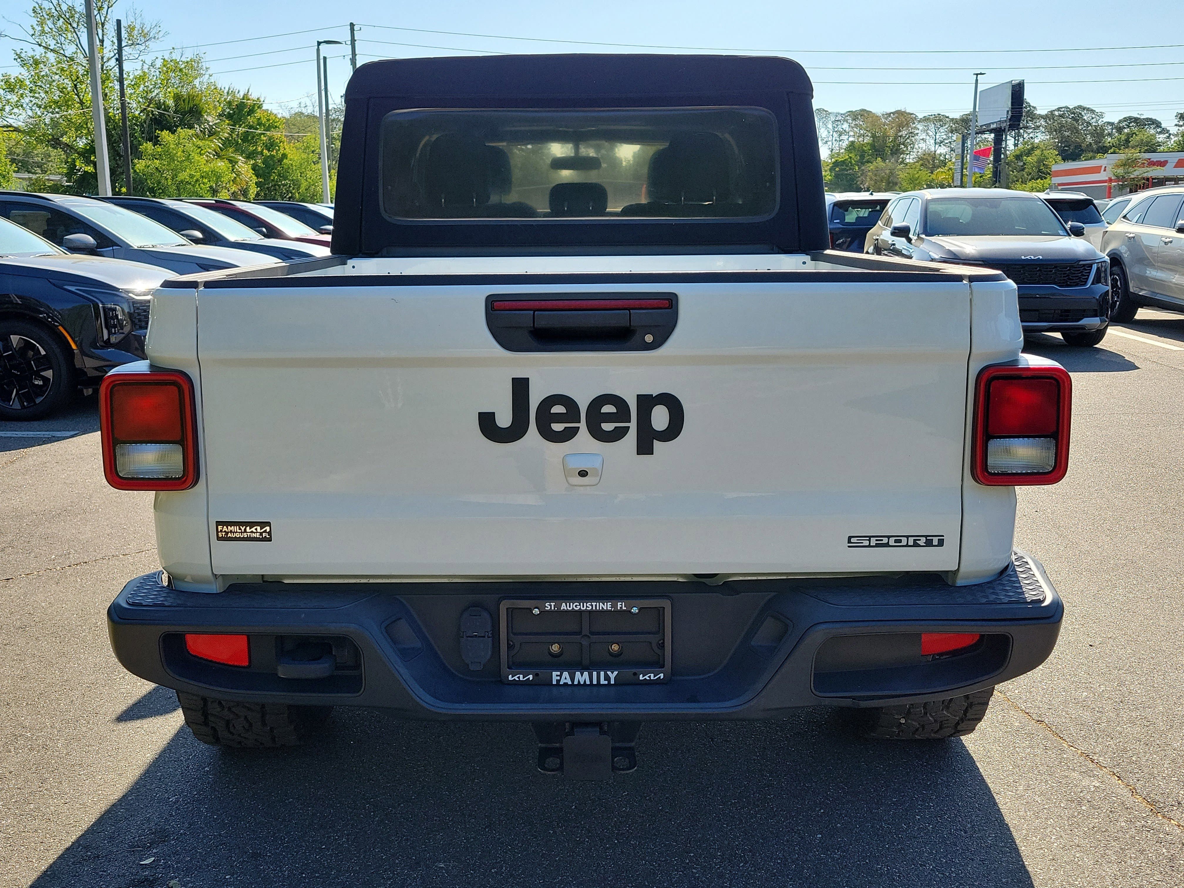 Used 2020 Jeep Gladiator Sport w/ Quick Order Package 24S AWD/4WD image 5