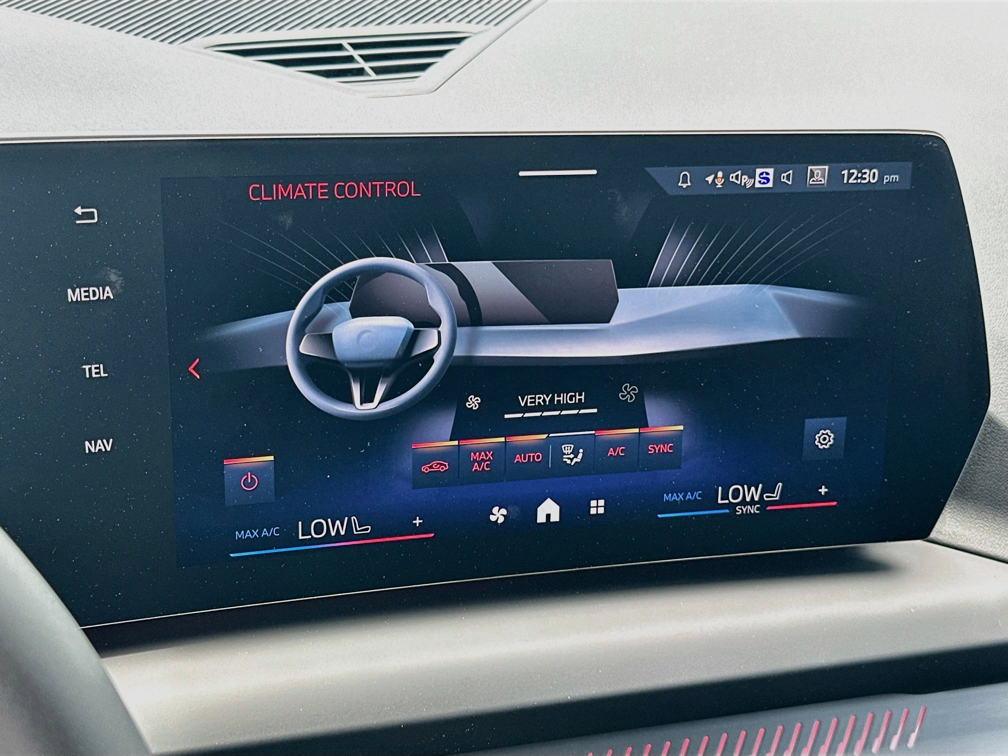 New 2026 BMW 228i w/ Technology Package FWD image 13