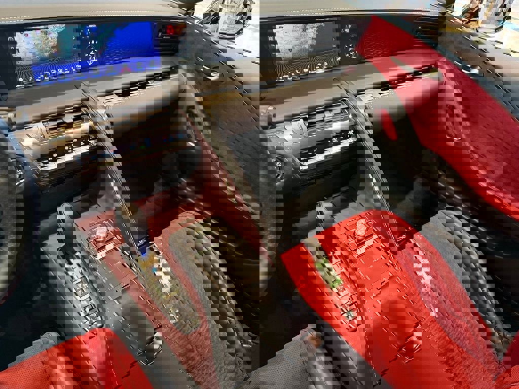 Certified 2022 Lexus LC 500 Coupe w/ Dynamic Handling Package image 30