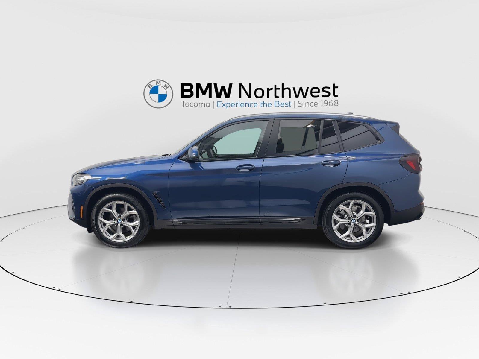 Used 2023 BMW X3 xDrive30i w/ Convenience Package AWD/4WD image 11