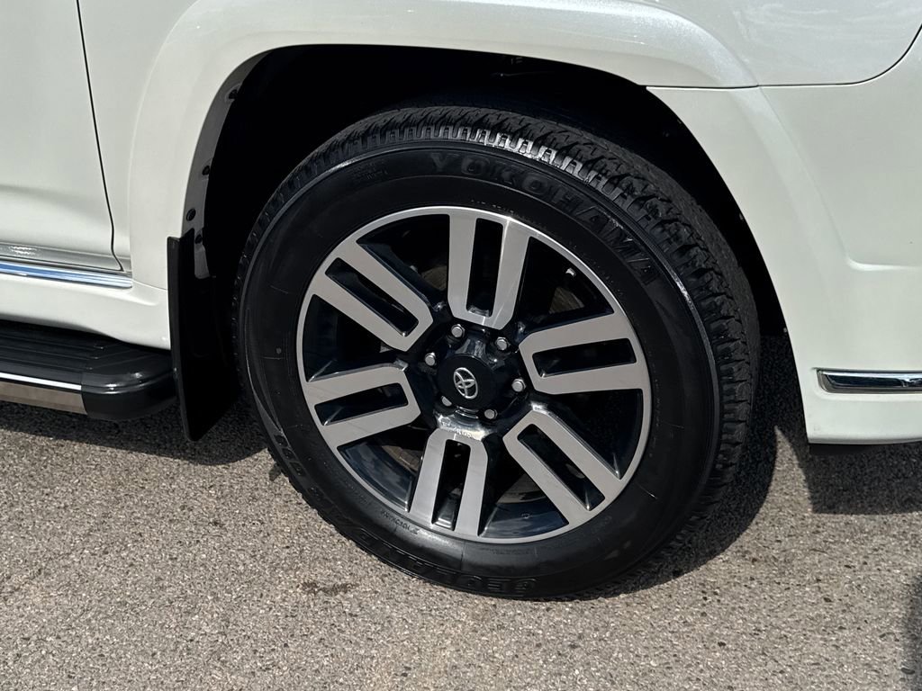 Used 2020 Toyota 4Runner Limited AWD/4WD image 46