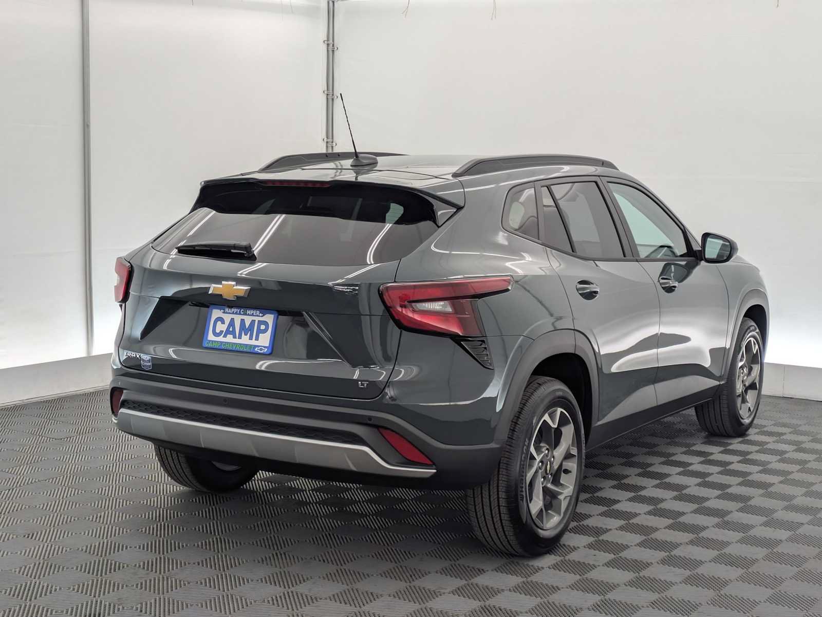 New 2026 Chevrolet Trax LT w/ Driver Confidence Package FWD image 6