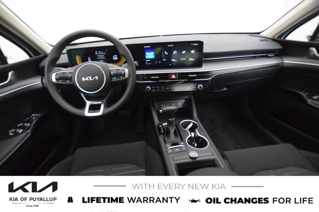 New 2026 Kia K5 LXS image 17