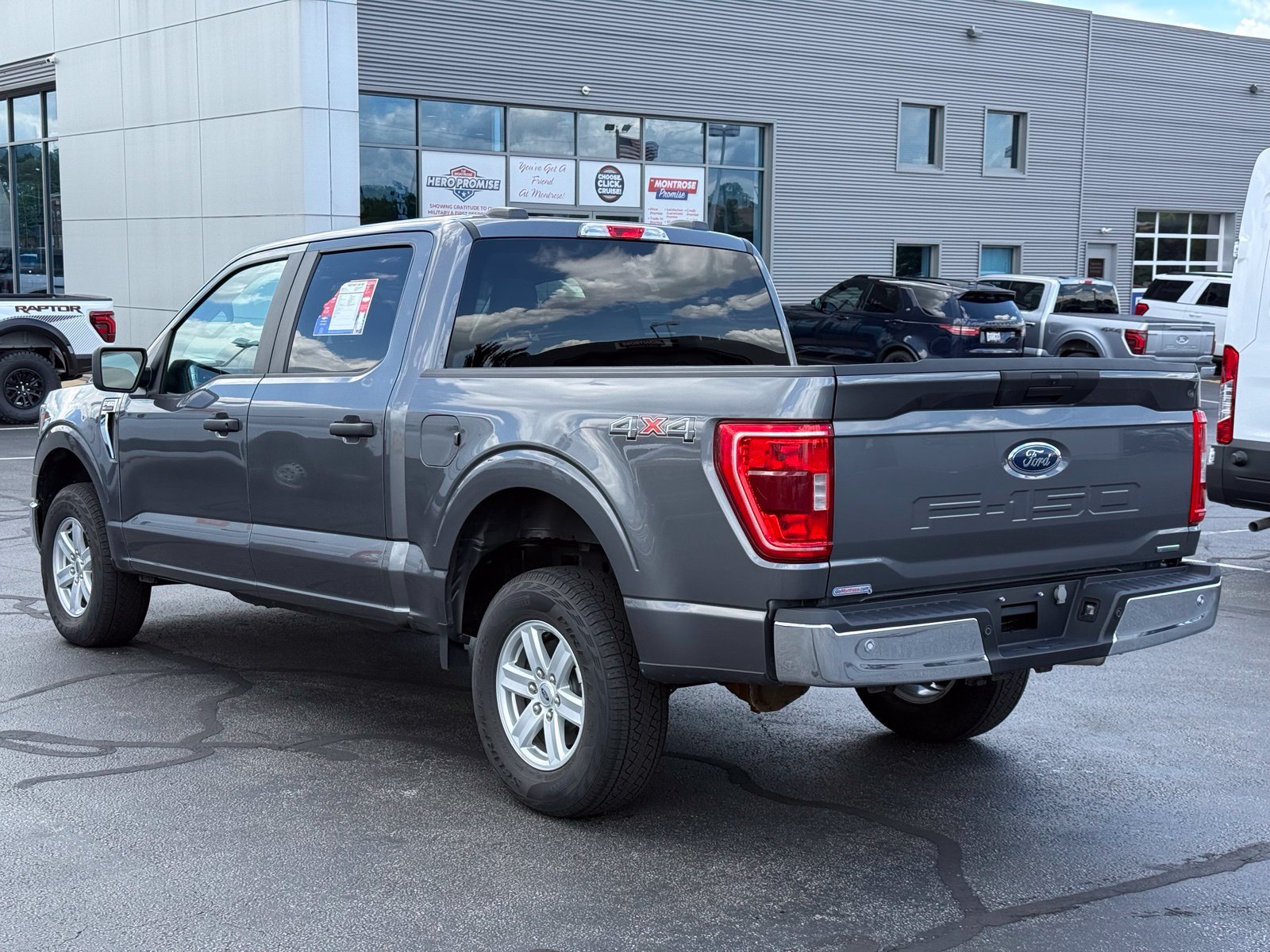 Used 2023 Ford F150 XLT AWD/4WD image 8